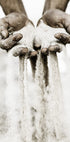 Slipping Through Fingers Plakat - Posterbox.no
