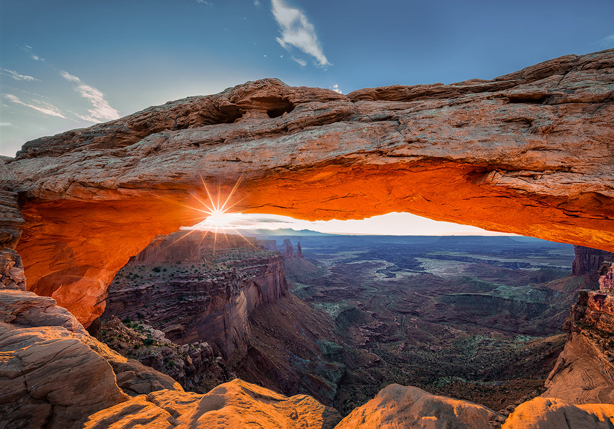 Sunrise at Mesa Arch