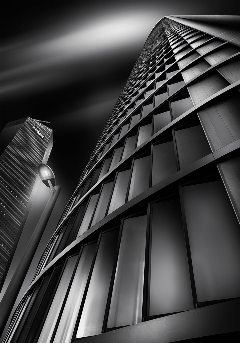 Looking at the sky Poster