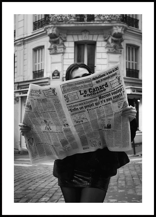 Parisian Morning Read Poster
