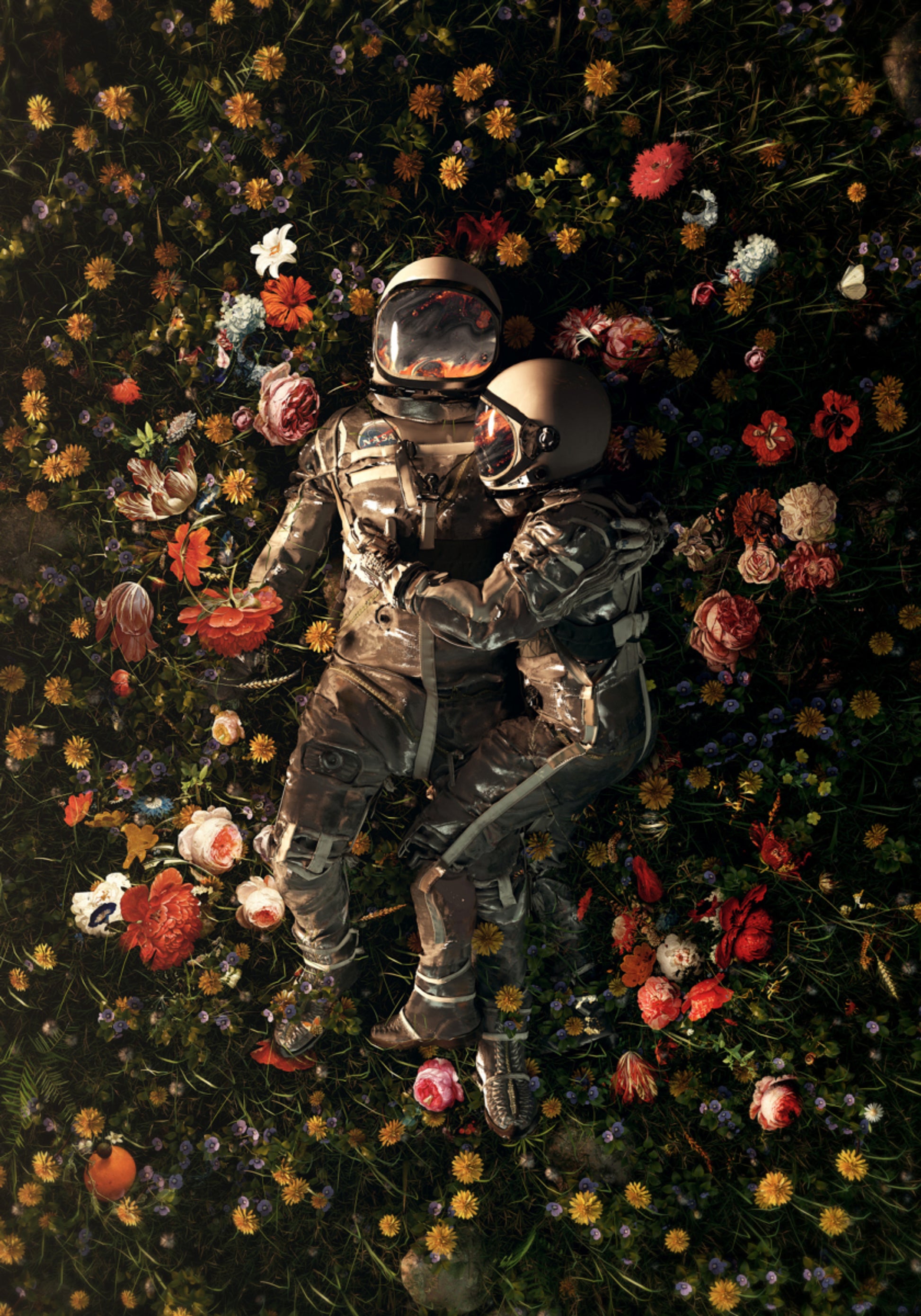 Cosmic Couple Bloom